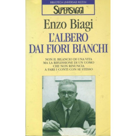 L'albero dai fiori bianchi