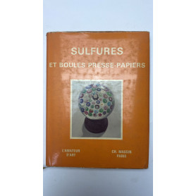 Les Sulfures Et Boules Presse-papiers