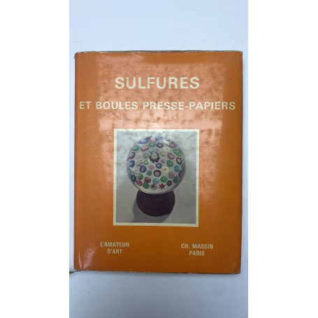 Les Sulfures Et Boules Presse-papiers